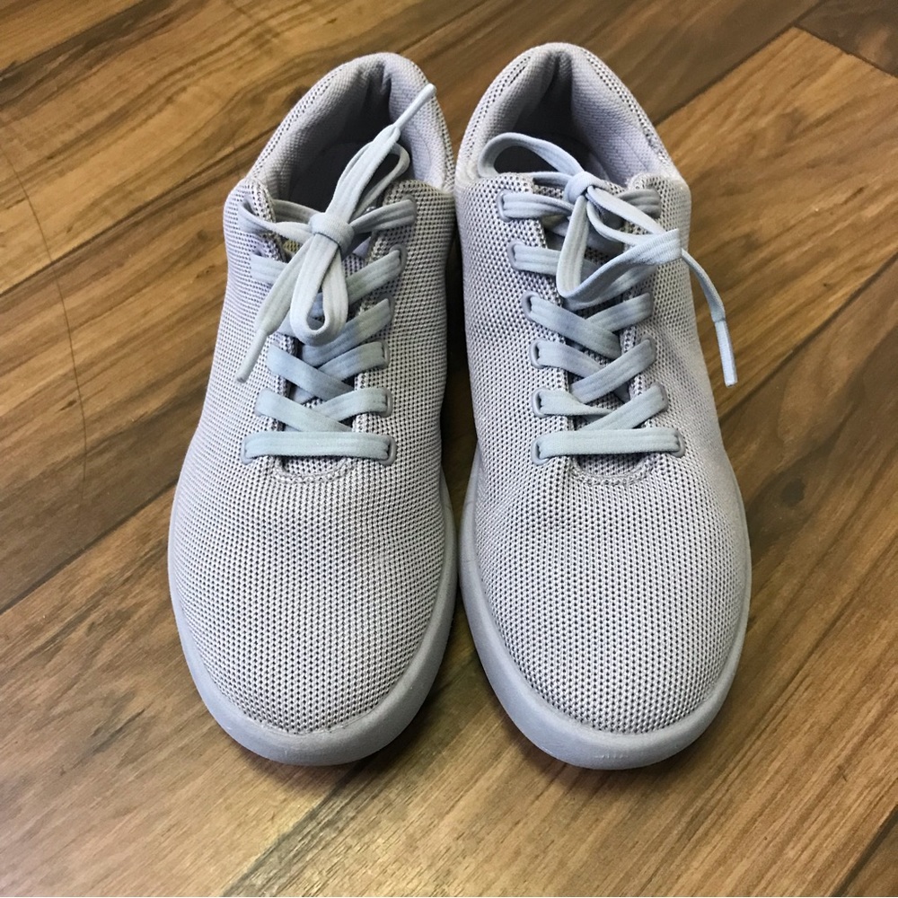 Atoms Shoes Model 000 Sz 8 Womens